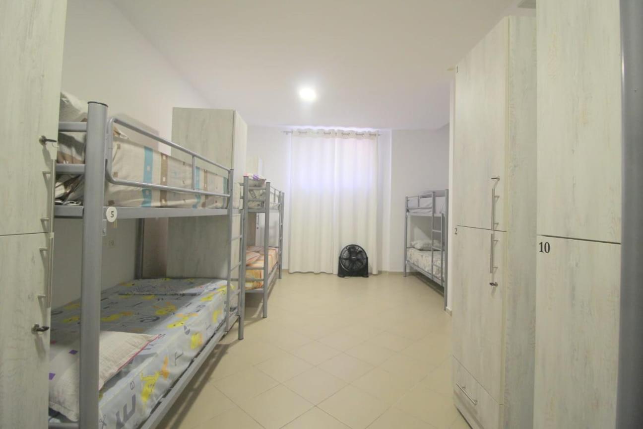 Hostel K13 Sarandë Esterno foto