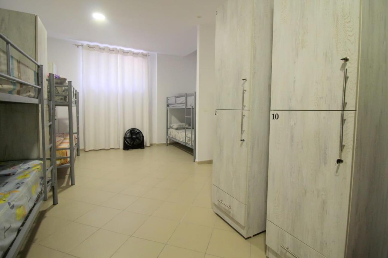 Hostel K13 Sarandë Esterno foto