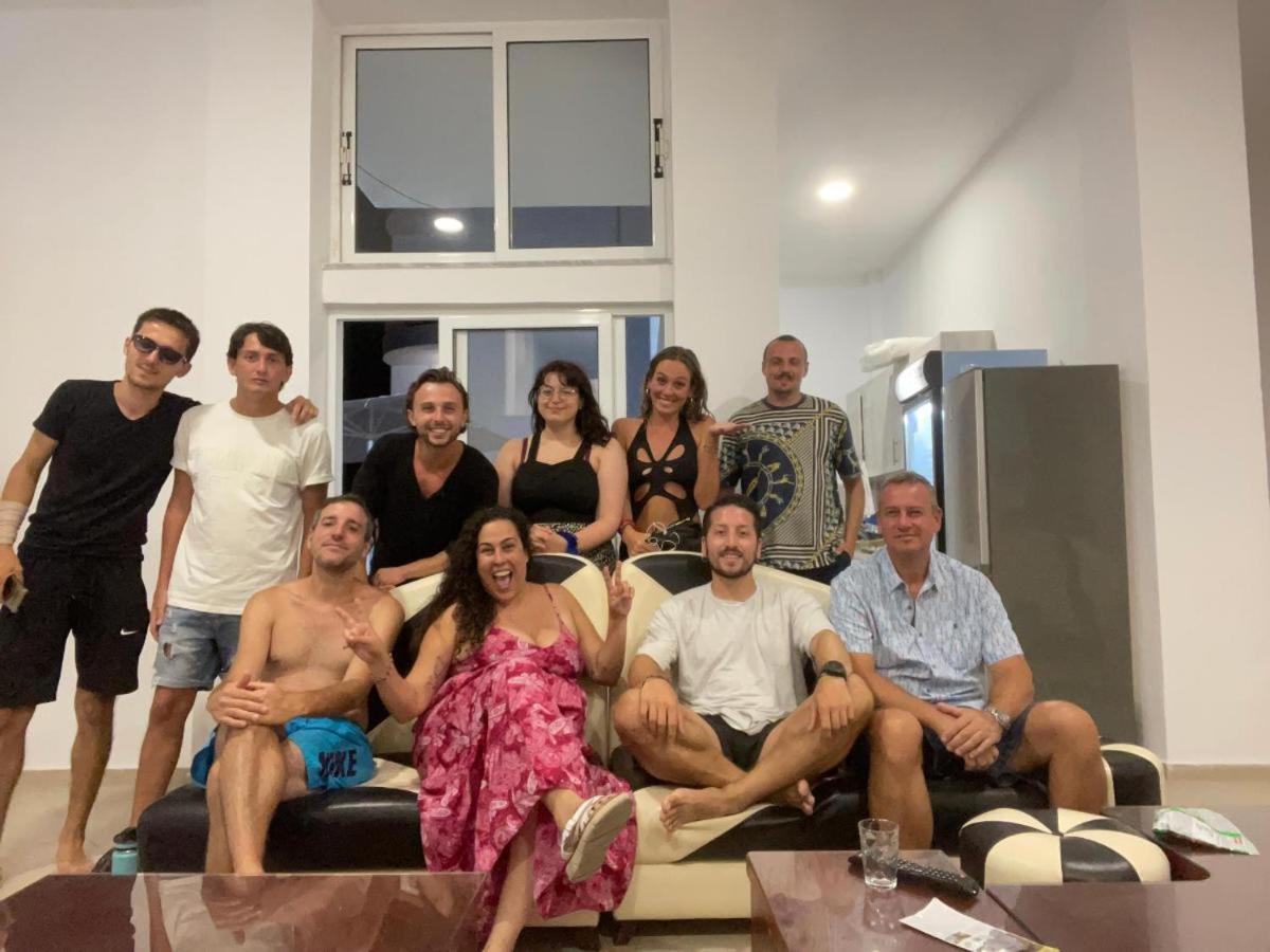 Hostel K13 Sarandë Esterno foto